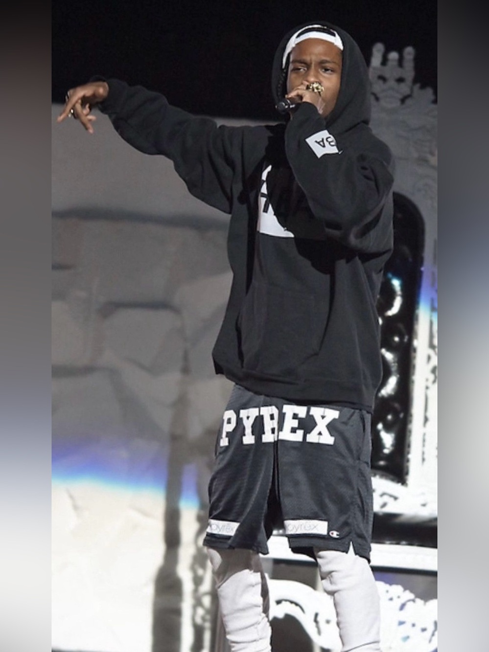 PYREX X CHAMPION SS2013 BY VIRGIL ABLOH Men`s Vintage Y2K Logo Shorts